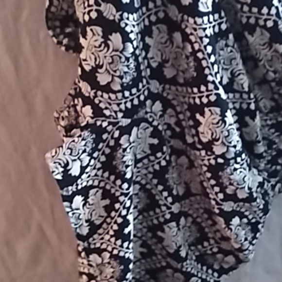 Romper - Picture 5 of 6